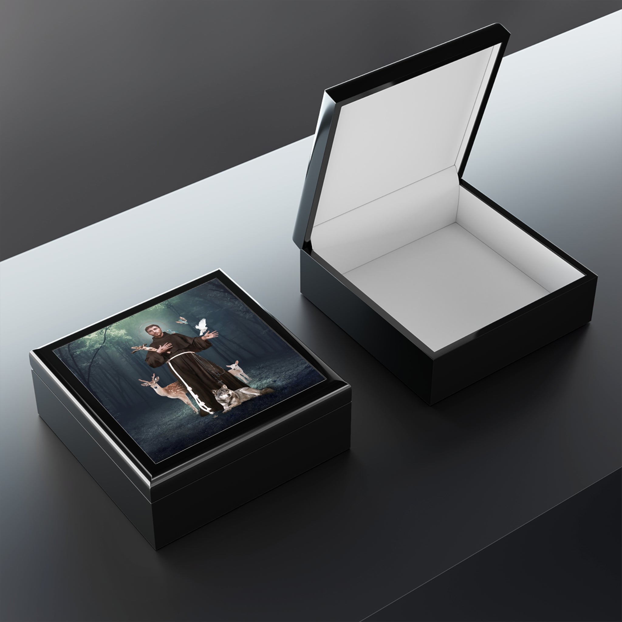 St. Francis of Assisi Keepsake Box - VENXARA®