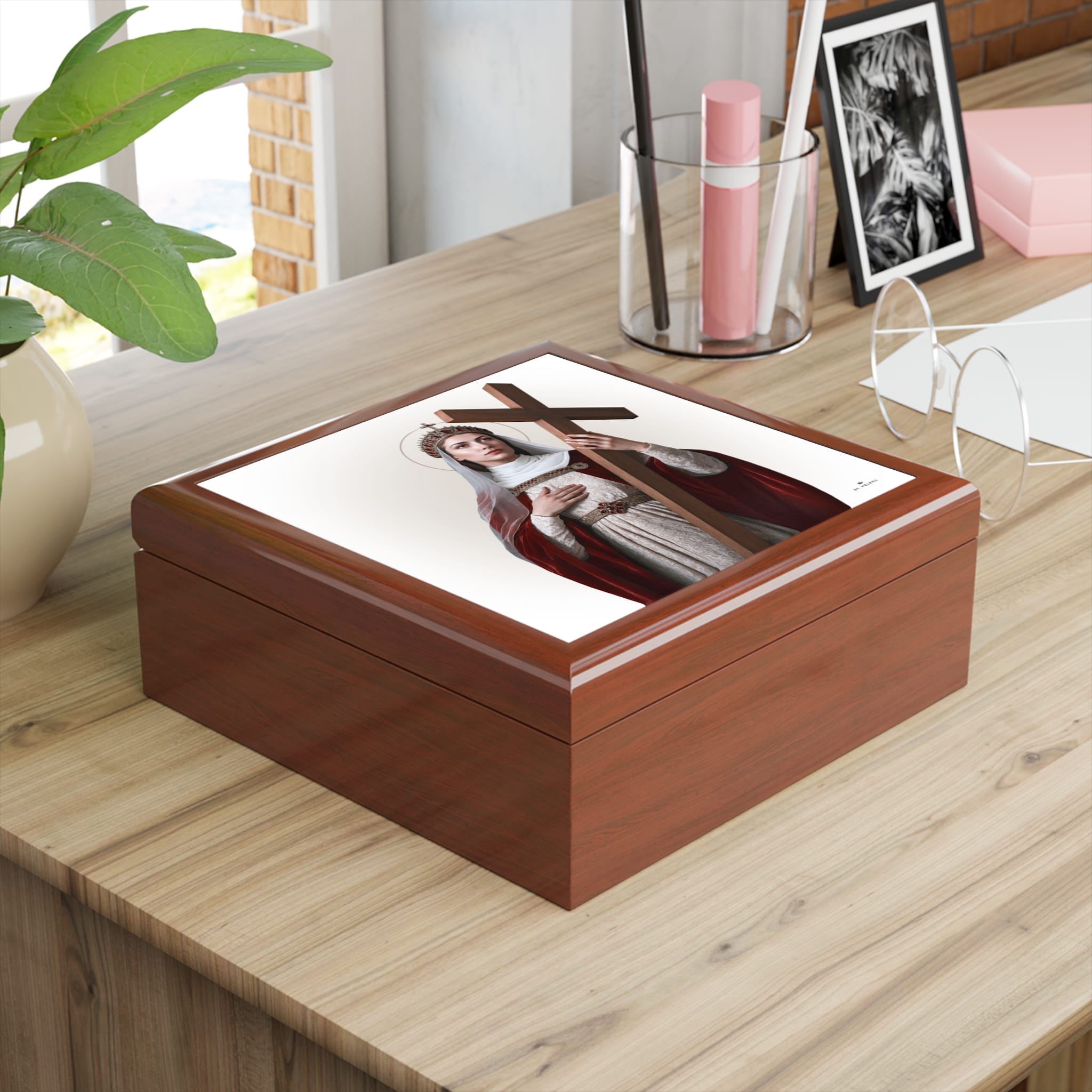 St. Helena Keepsake Box Copyright VENXARA