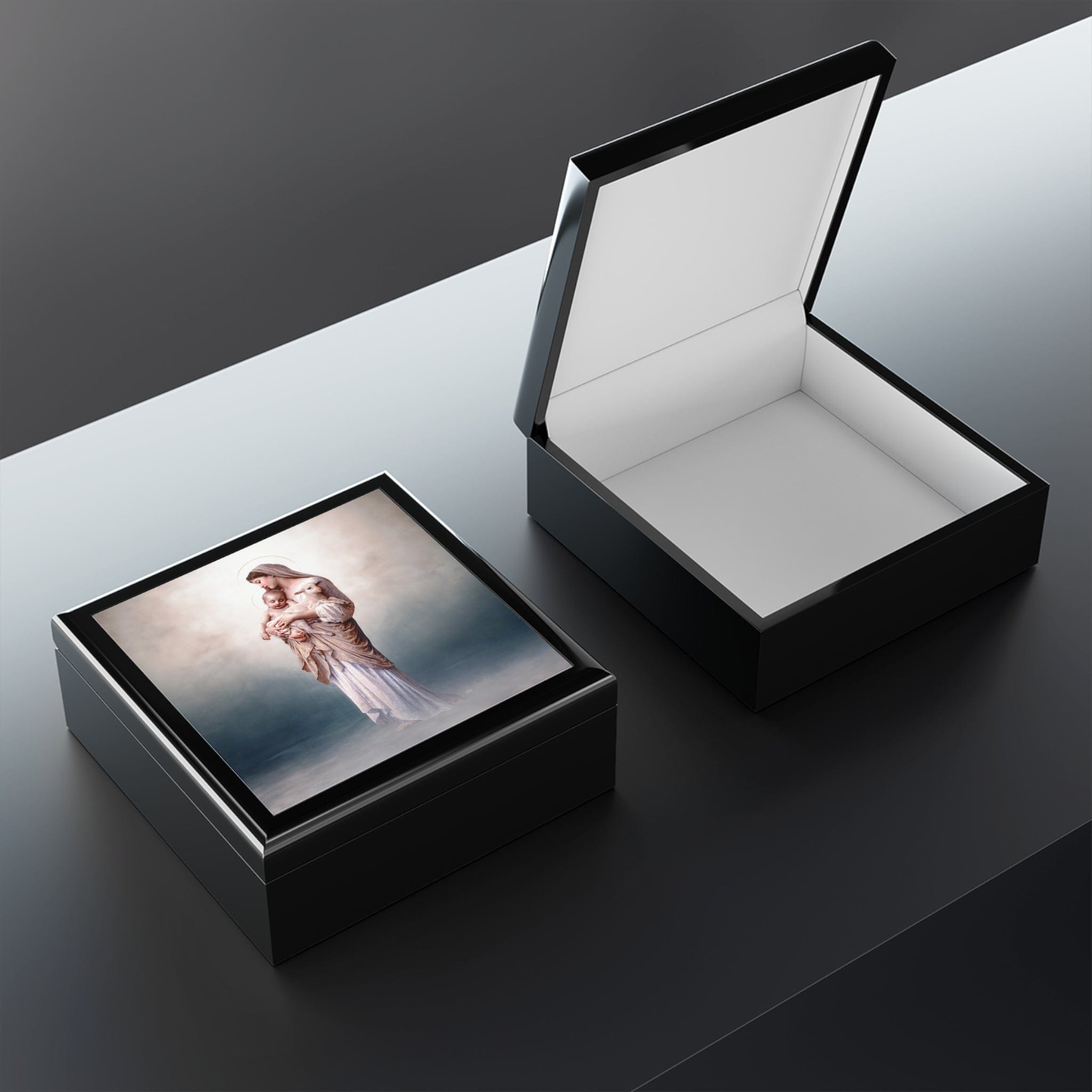 Innocence Keepsake Box Copyright VENXARA