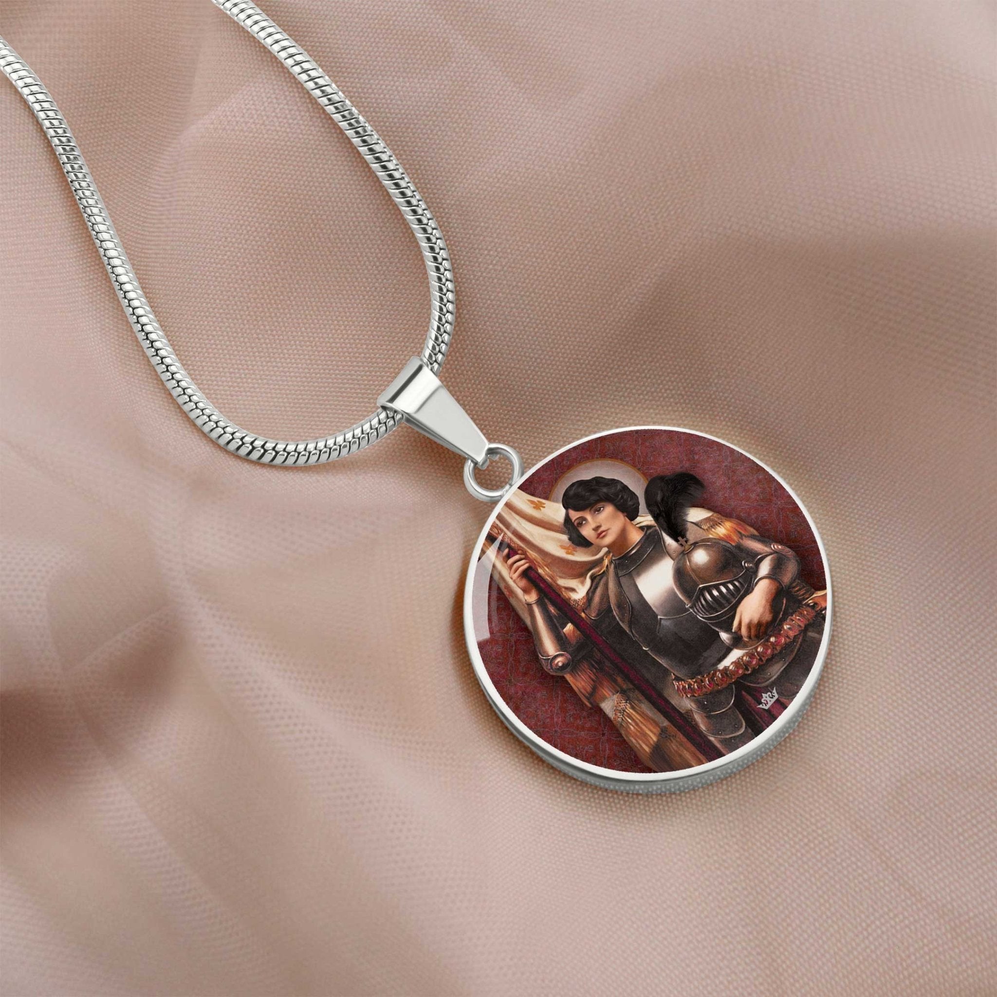St. Joan of Arc Pendant Necklace - VENXARA®