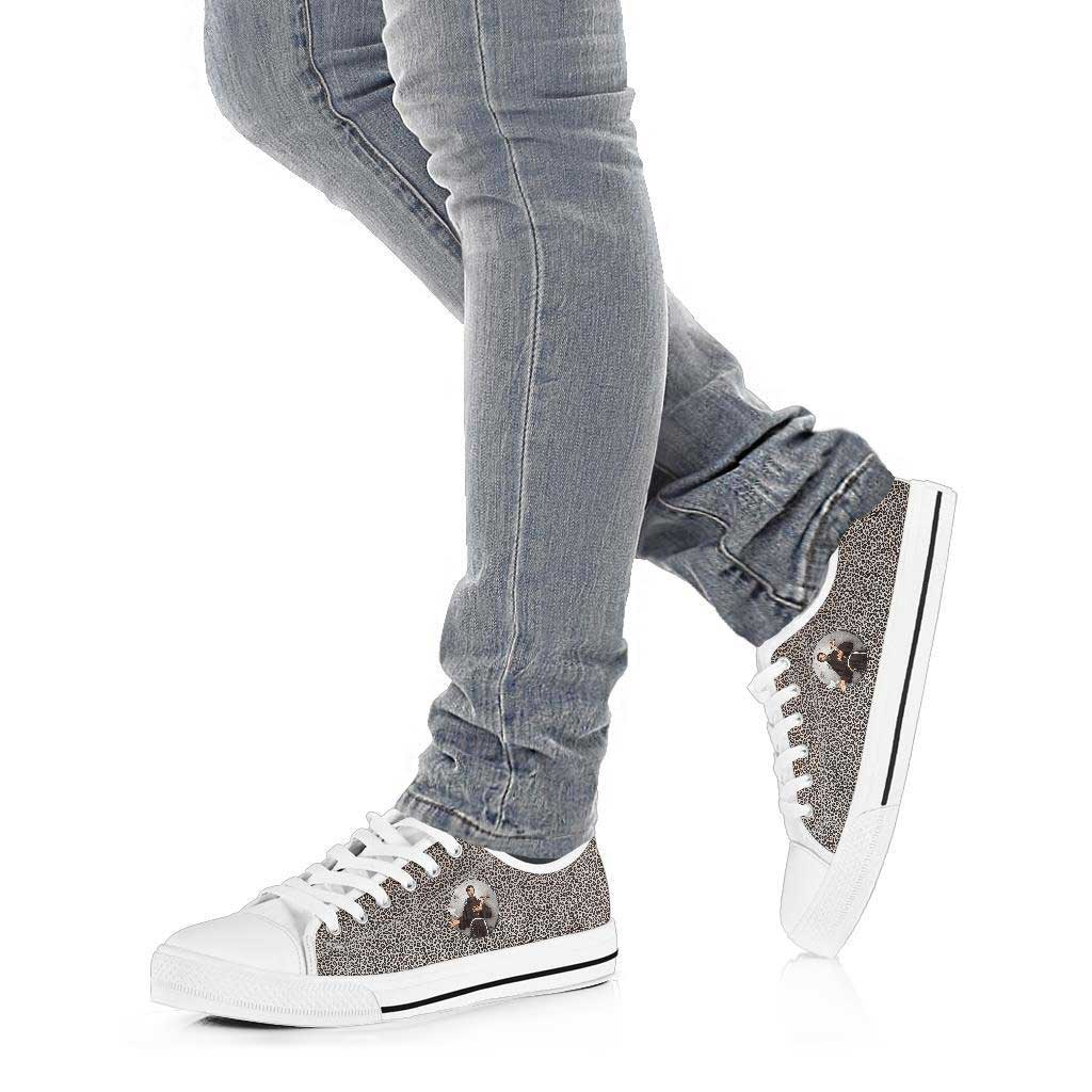 St. Francis of Assisi Women's Canvas Low Top Shoes (Leopard)